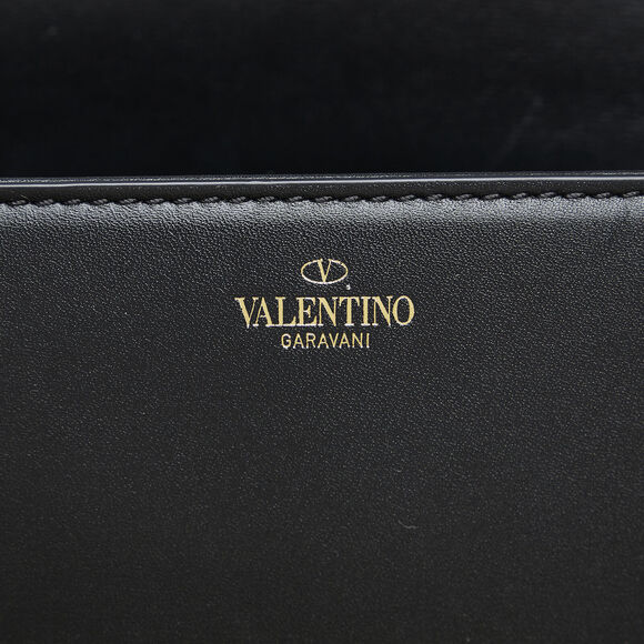 Auth Valentino Vlogo Chain Black Calf #132003V15B - Picture 6 of 9